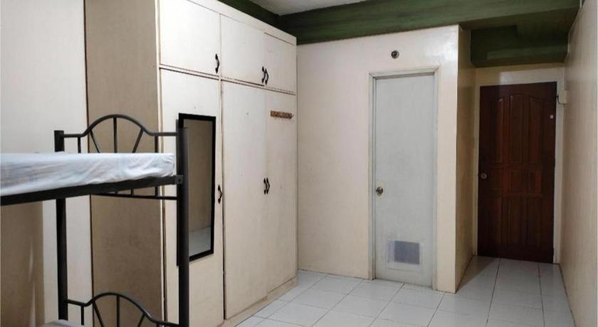 Oyo 800 Ddd Habitat Dormtel Bacolod Hotel ภายนอก รูปภาพ